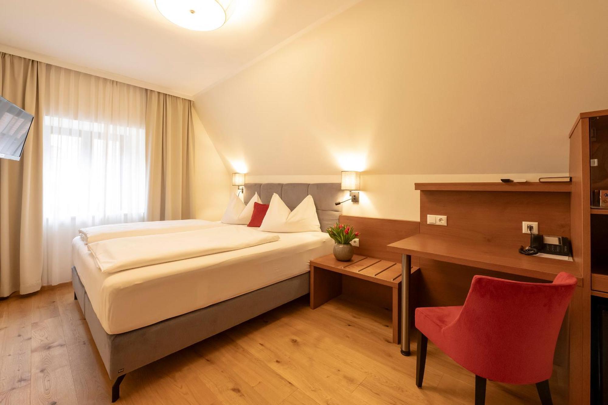 Hotel Mader Steyr Exterior photo